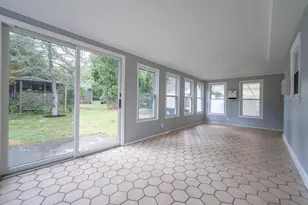 12 Melrose Ave, Dartmouth, MA 02747 - Photo 11