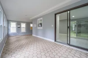 12 Melrose Ave, Dartmouth, MA 02747 - Photo 13