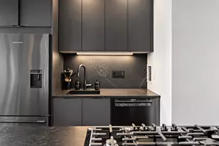 65 E India Row, Boston, MA 02110 - Photo 11