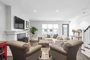 795 E 4th St, Boston, MA 02127 - Photo 25