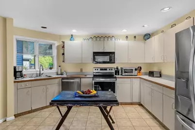 30 Woodbury St #30, Wareham, MA 02532 - Photo 9