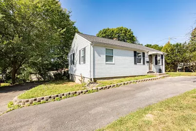 122 Algonquin St, Brockton, MA 02302 - Photo 5