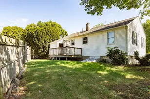 122 Algonquin St, Brockton, MA 02302 - Photo 23