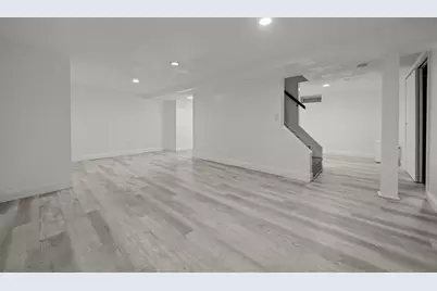 11 Sendick Rd, Woburn, MA 01801 - Photo 23