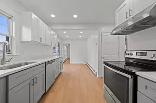 11 Sendick Rd, Woburn, MA 01801 - Photo 13