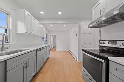 11 Sendick Rd, Woburn, MA 01801 - Photo 9