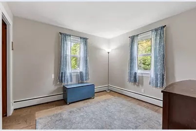 2 Hamilton St, Orange, MA 01364 - Photo 17