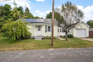 2 Hamilton St, Orange, MA 01364 - Photo 5