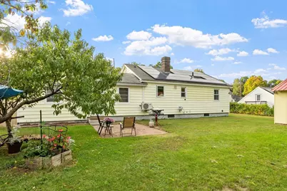 2 Hamilton St, Orange, MA 01364 - Photo 31