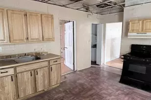 114 Westville St, Boston, MA 02124 - Photo 3