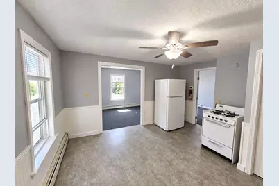 558 East School St, Woonsocket, RI 02895 - Photo 9