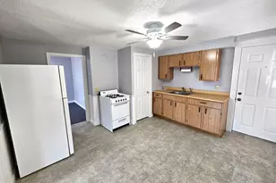 558 E School St, Woonsocket, RI 02895 - Photo 11
