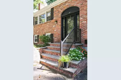 29 Doncaster Circle, Lynnfield, MA 01940 - Photo 3