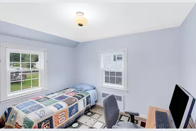 18 Mohawk Rd, Marblehead, MA 01945 - Photo 25