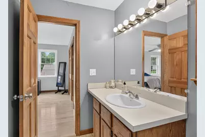 20 Indian Ridge Dr, Leominster, MA 01453 - Photo 15