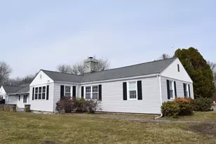 475 Cedar Ave, Swansea, MA 02777 - Photo 1