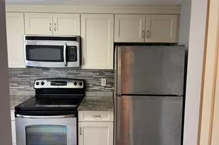 1426 Cambridge, Cambridge, MA 02139 - Photo 3