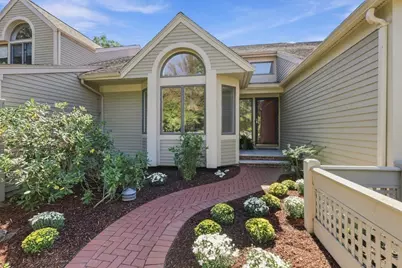 7 Wainwright Rd. #47, Winchester, MA 01890 - Photo 1