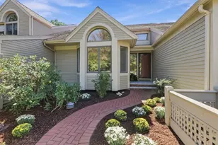7 Wainwright Rd, Winchester, MA 01890 - Photo 1