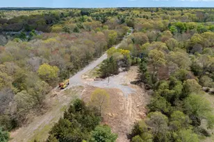 7 Julia Ln, Freetown, MA 02702 - Photo 1