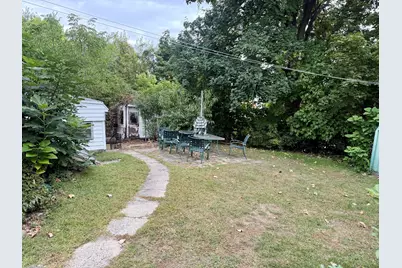 25 Lyons Ct, Watertown, MA 02472 - Photo 3