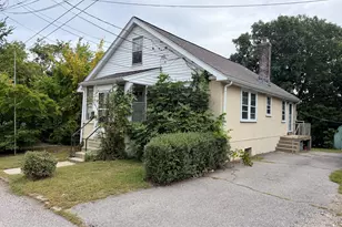 25 Lyons Ct, Watertown, MA 02472 - Photo 1