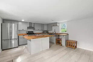 200 Great Neck Rd, Wareham, MA 02571 - Photo 9