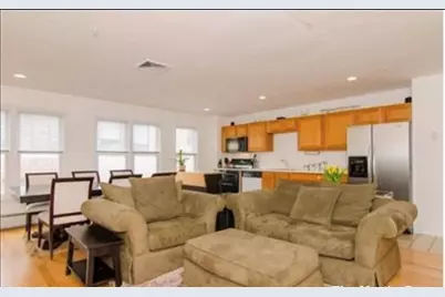 1 Davenport St. #8, Cambridge, MA 02140 - Photo 3