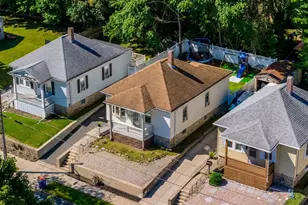57 Mary St, New Bedford, MA 02745 - Photo 3