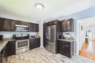 57 Mary St, New Bedford, MA 02745 - Photo 15