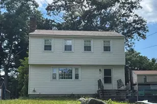 98 Tyler Rd, Tewksbury, MA 01876 - Photo 1