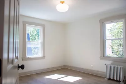 47 Hartford Ter, Springfield, MA 01118 - Photo 17