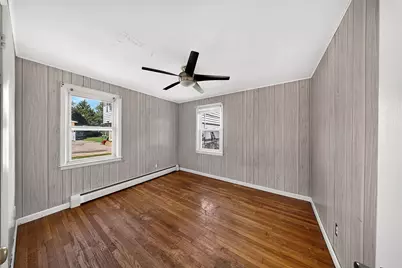 458 Buffinton St, Fall River, MA 02721 - Photo 13