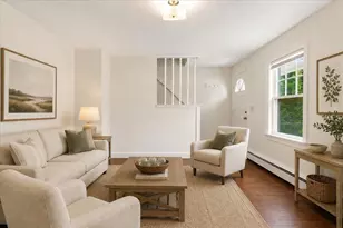 924 Washington St, Franklin, MA 02038 - Photo 9