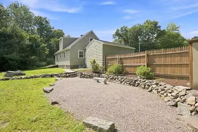 924 Washington St, Franklin, MA 02038 - Photo 31