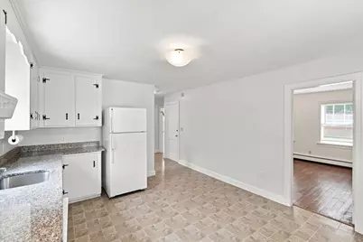 924 Washington St, Franklin, MA 02038 - Photo 7