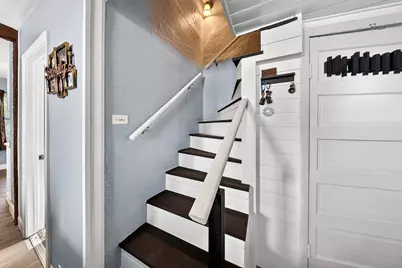 222 Albion St, Fall River, MA 02723 - Photo 17
