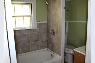 17 Clarence St, Attleboro, MA 02703 - Photo 13