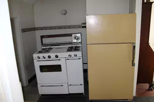 17 Clarence St, Attleboro, MA 02703 - Photo 15