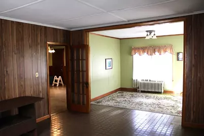 17 Clarence St, Attleboro, MA 02703 - Photo 5
