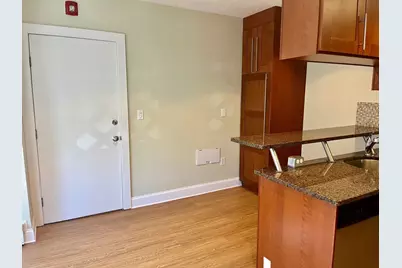 276 W. Elm #1B, Brockton, MA 02301 - Photo 3