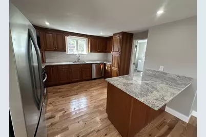40 Snow St, Fitchburg, MA 01420 - Photo 3