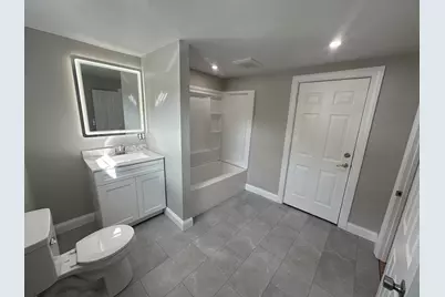 40 Snow St, Fitchburg, MA 01420 - Photo 9