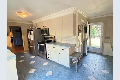 81 Coventry Ln, Longmeadow, MA 01106 - Photo 11
