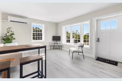 112 West Main #4, Barnstable, MA 02601 - Photo 7
