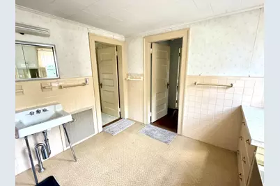 126 Main St, South Hadley, MA 01075 - Photo 25