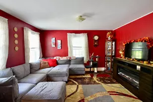 17 Highland St, Spencer, MA 01562 - Photo 3