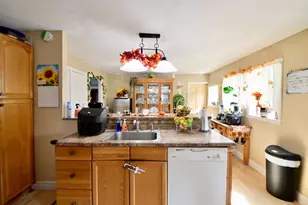 17 Highland St, Spencer, MA 01562 - Photo 5