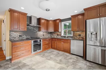 31 Brook St, East Longmeadow, MA 01028 - Photo 19