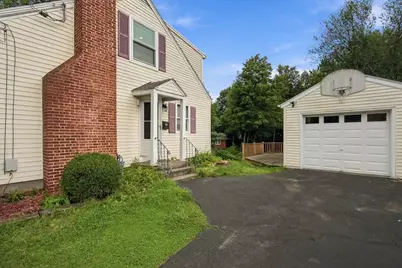 31 Brook St, East Longmeadow, MA 01028 - Photo 3